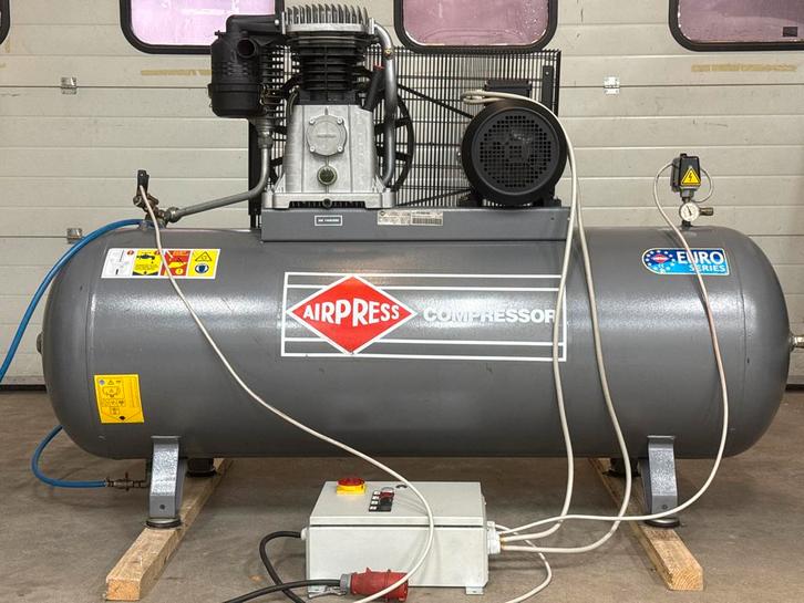 Compressor HK 1500-500 SD Pro 14, Doe-het-zelf en Verbouw, Compressors, Zo goed als nieuw, 10 bar of meer, 100 liter of meer, 400 tot 800 liter/min