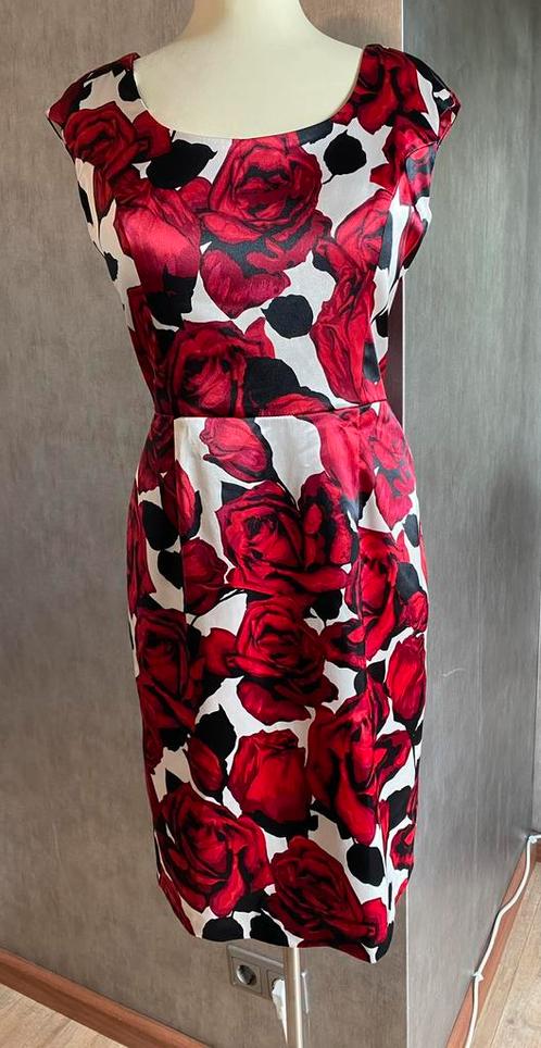 Joseph Ribkoff 38 jurk rood wit zwart Rozen jurkje kleedje, Kleding | Dames, Jurken, Zo goed als nieuw, Maat 38/40 (M), Rood, Onder de knie