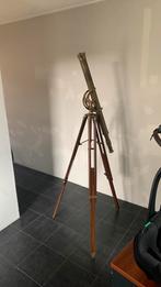 Antieke periscoop/telescoop 1,80 m. Goud/brons/hout kleurig, Lenzentelescoop (refractor), Met statief, Ophalen of Verzenden, Zo goed als nieuw