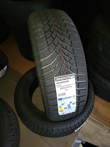 2 x 205/60/16 Bridgestone Winterbanden NIEUW 180,- ALL IN! beschikbaar voor biedingen