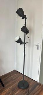 IKEA HEKTAR vloerlamp, Huis en Inrichting, Lampen | Vloerlampen, Ophalen of Verzenden, Zo goed als nieuw, Metaal, 150 tot 200 cm