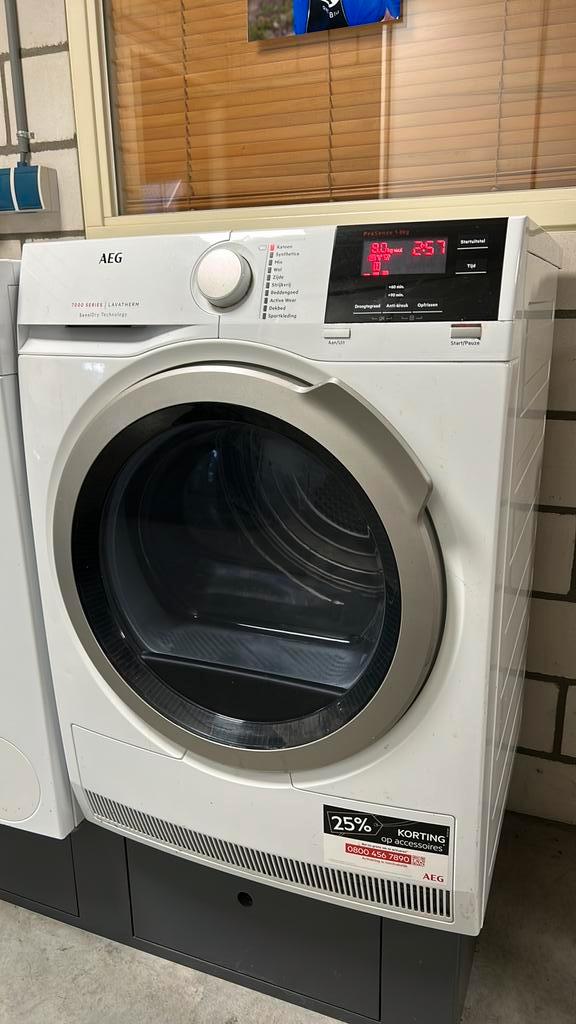 Aeg Lavatherm 7000 Series. Warmtepomp was droger., Witgoed en Apparatuur, Wasdrogers, Zo goed als nieuw, Condens, Voorlader, 6 tot 8 kg