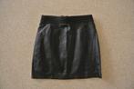 Mango rok leer 36 zwart zga nieuw, Kleding | Dames, Rokken, Mango, Zwart, Ophalen of Verzenden, Zo goed als nieuw