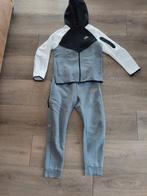 Nike tech maat 146/152  (147 - 158), Kinderen en Baby's, Kinderkleding | Maat 152, Ophalen, Gebruikt, Setje, Nike