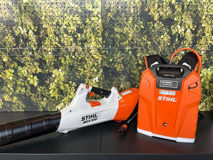 Stihl BGA 100 accubladblazer set Ar 2000 L accu + lader DEMO, Tuin en Terras, Bladblazers, Zo goed als nieuw, Handgedragen, Accu