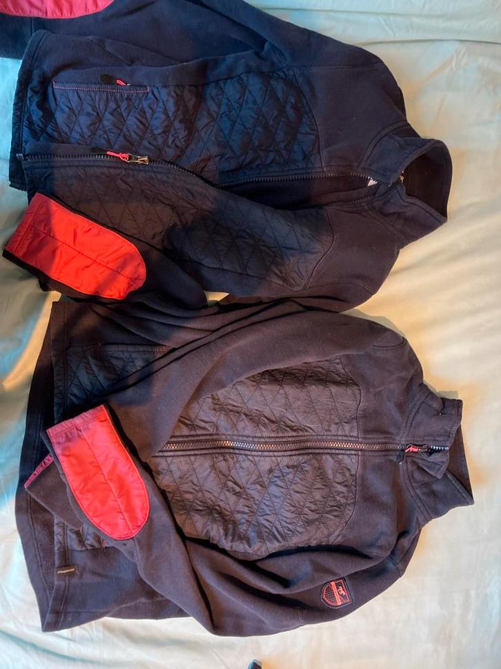 2 Fouganza Fleece Jassen - Maat 134 & 140, Dieren en Toebehoren, Paardrijkleding, Ophalen