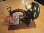 Handnaaimachine Husqvarna, Antiek en Kunst, Antiek | Naaimachines, Ophalen