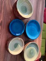 Blauwe Serviesset - Aardewerk, Huis en Inrichting, Keuken | Servies, Nieuw, Ophalen of Verzenden, Effen, Aardewerk