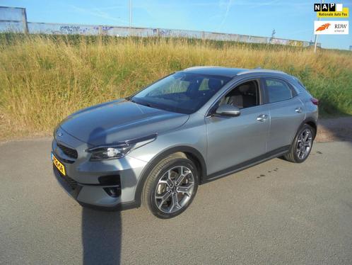 Kia XCeed Kia X Ceed 1.0 benzine airco ecc lmv navigatie cam, Auto's, Kia, Te koop, XCeed, ABS, Achteruitrijcamera, Airbags, Airconditioning