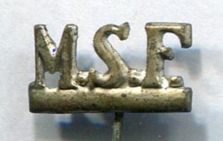 MSF zilverkleurig/blik voetbal speldje ( Y_003 ), Verzamelen, Speldjes, Pins en Buttons, Zo goed als nieuw, Speldje of Pin, Sport