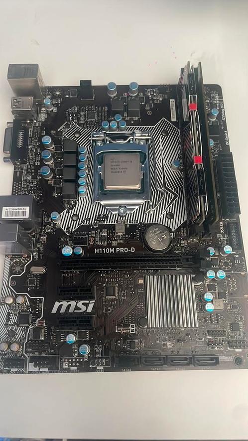Pc bundle lees beschrijving, Computers en Software, Moederborden, Zo goed als nieuw, Overige typen, DDR4, Ophalen of Verzenden