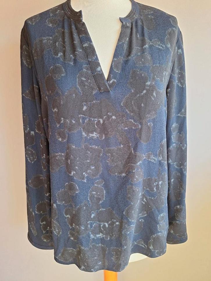 Nieuwe blauw/zwart stretch top van Essentiel Antwerp, M/40, Kleding | Dames, Tops, Nieuw, Maat 38/40 (M), Blauw, Lange mouw, Ophalen of Verzenden