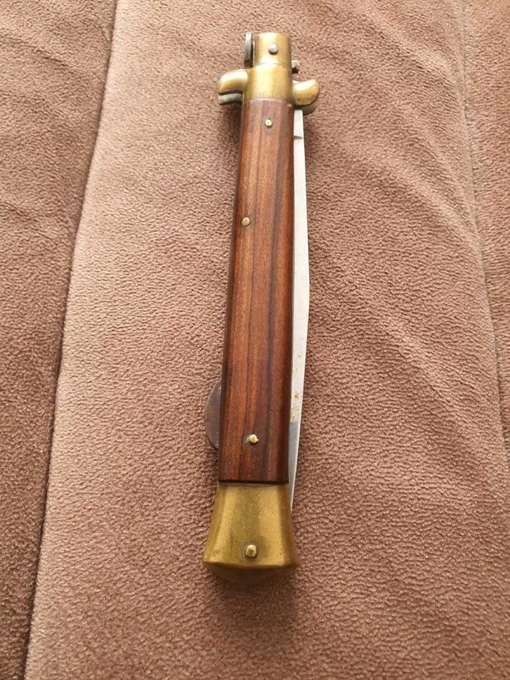 Italiaans stiletto mes – handmatig (geen springmechanisme), Antiek en Kunst, Antiek | Keukenbenodigdheden, Ophalen of Verzenden