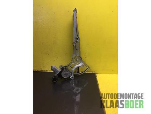 Ruitmechaniek 2Deurs rechts-voor van een Toyota Hilux, Auto-onderdelen, Ruiten en Toebehoren, Toyota, Gebruikt, 6 maanden garantie