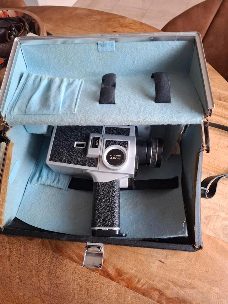 Ricoh Super 8 420Z Analoge Camera + Koffer, Audio, Tv en Foto, Videocamera's Analoog, Camera, 8mm, Ophalen of Verzenden