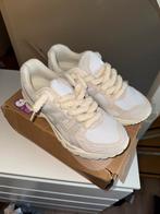 Baskets Asics Gel Kayano 14 Crème Custom, Beige, Ophalen of Verzenden, Sneakers of Gympen, Zo goed als nieuw