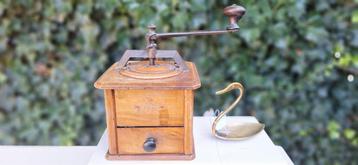 Vintage Koffiemolen Brocante, bonenmaler  beschikbaar voor biedingen