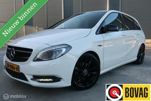 Mercedes B-klasse 200 AMG Automaat TREKHAAK, NAVI, STOELVERW, Auto's, Mercedes-Benz, Bedrijf, Te koop, B-Klasse, ABS, Airbags