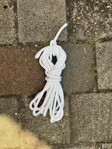 landvast 10 mtr touw met oog wit, dikte touw 16 mm beschikbaar voor biedingen