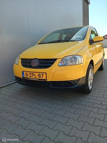 Volkswagen Fox 1.2 Trendline IN ZEER MOOIE STAAT APK 05 2026 beschikbaar voor biedingen