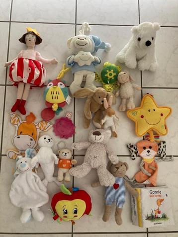 Knuffels,  19 diverse,  nieuwe knuffels beschikbaar voor biedingen