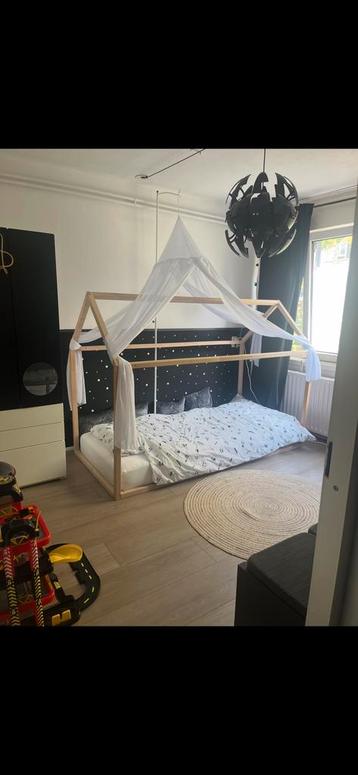 Huis-latten bed 1 persoons beschikbaar voor biedingen