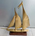 Vintage decoratief ornament messing zeilboot, Ophalen of Verzenden