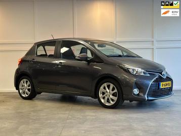 Toyota Yaris 1.5 Hybrid Aspiration / 2015 / Stoelverwarming  beschikbaar voor biedingen