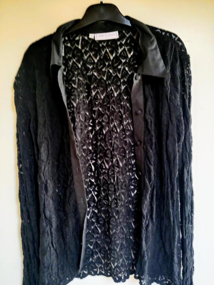 Zwarte blouse opgewerkt, Anne Fontaine, Paris, Kleding | Dames, Blouses en Tunieken, Gedragen, Maat 38/40 (M), Zwart, Ophalen of Verzenden