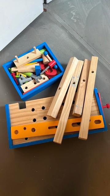 Kinder werkbankje hout beschikbaar voor biedingen