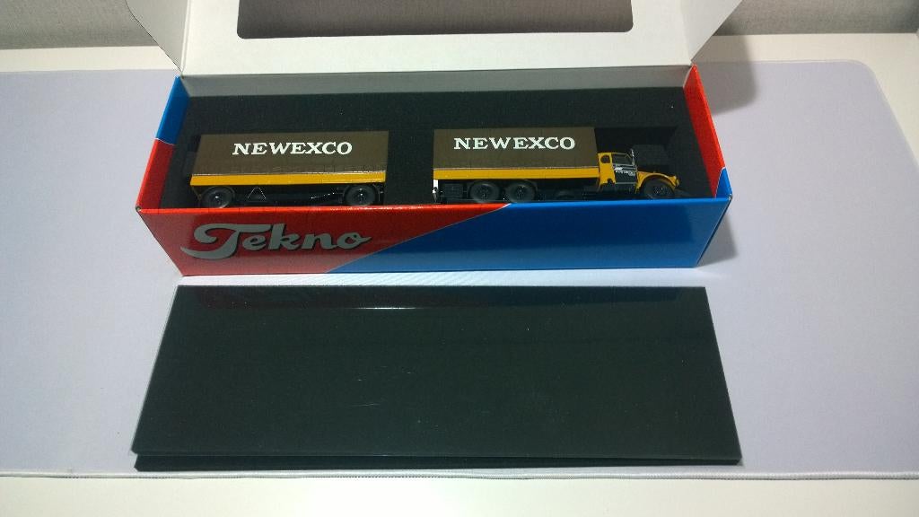 Tekno, Volvo N495 Titan klassieke huifcombinatie, 227101Hd, Ophalen, Nieuw, Bus of Vrachtwagen, Tekno