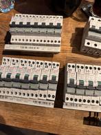 Installatie automaten., Ophalen, Zo goed als nieuw