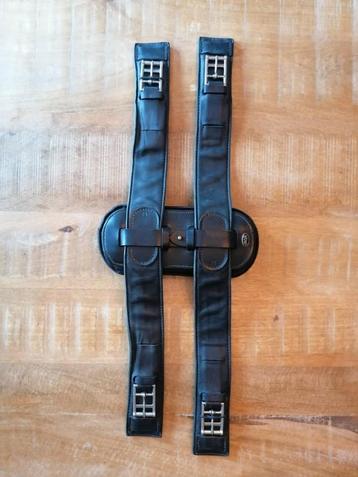 Dressuursingel Wow H-girth soft leder met 10" sternum plate  beschikbaar voor biedingen