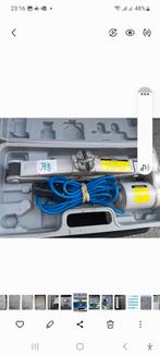 12 Volt electrische  autokrik, Ophalen