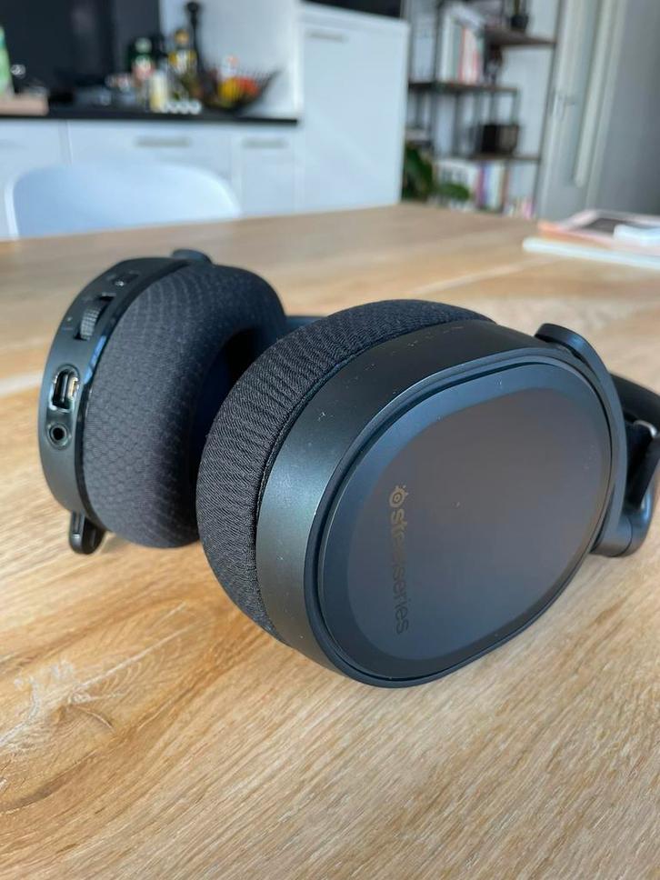 Steelseries Arctis 5 headset - bedraad, Computers en Software, Headsets, Nieuw, Ophalen