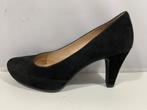 Unisa, maat 39. Zwart suède pumps op plateau., Verzenden, Zwart, Zo goed als nieuw, Schoenen met hoge hakken