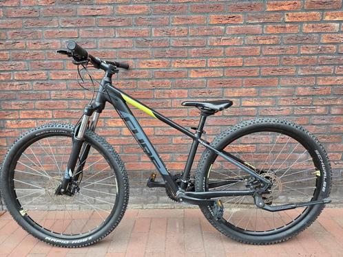 Cube 27.5inch 37cm zeer mooi!, Fietsen en Brommers, Fietsen | Jongens, Zo goed als nieuw, 26 inch of meer, Handrem, Versnellingen