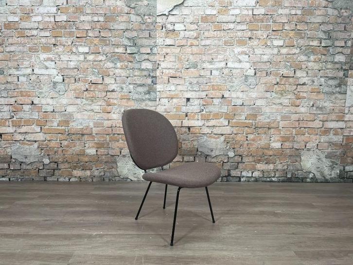 Gispen Kembo 301 Easy Chair bruingrijs bij TheReSales, Huis en Inrichting, Fauteuils, Zo goed als nieuw, Metaal, Stof, 50 tot 75 cm