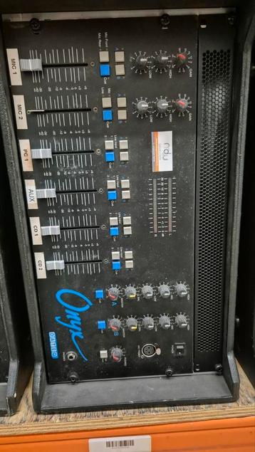 dateq onyx mengtafel  beschikbaar voor biedingen