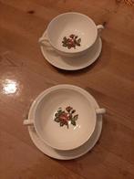 WEDGWOOD , MOSS ROSS - 2 SOEPKOMMEN & SCHOTELS, Huis en Inrichting, Keuken | Servies, Ophalen of Verzenden, Zo goed als nieuw