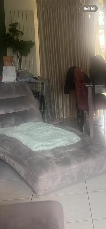 Loungebank suede beschikbaar voor biedingen