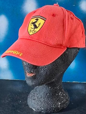 Ferrari. Formule 1 cap. Oud model. Embroided. Maat. L. RARE  beschikbaar voor biedingen