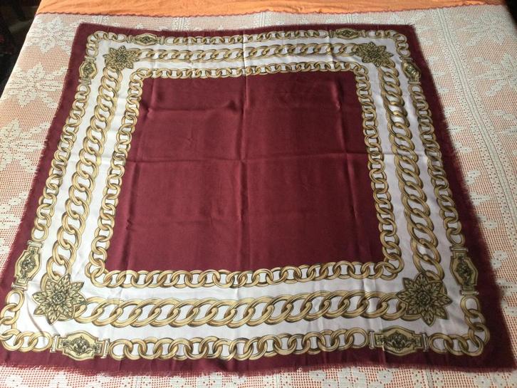 sjaal 114x114cm, Kleding | Dames, Mutsen, Sjaals en Handschoenen, Zo goed als nieuw, Sjaal, Maat 46/48 (XL) of groter, Ophalen of Verzenden