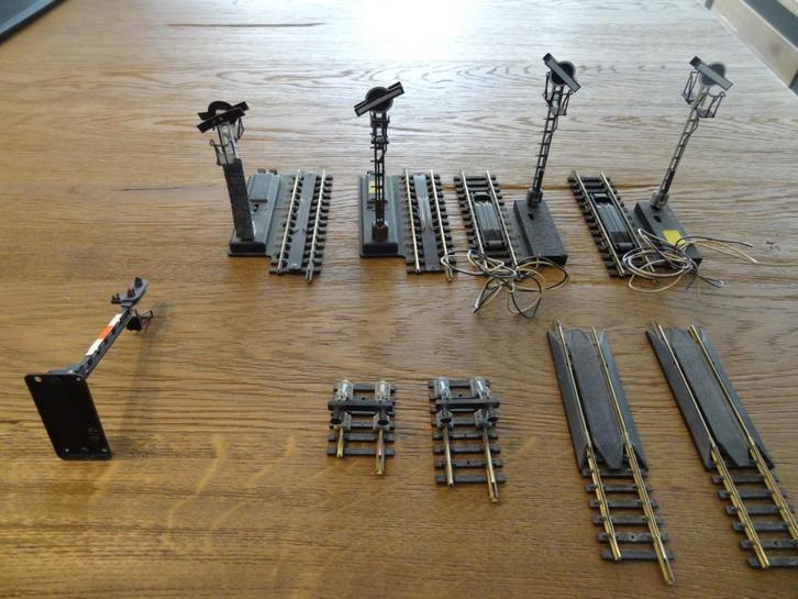 Fleischmann diverse seinen, stootblok etc, Hobby en Vrije tijd, Modeltreinen | H0, Gebruikt, Rails, Gelijkstroom, Fleischmann