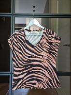 &Co Woman, mooie top met V hals, maat M, Maat 38/40 (M), Overige kleuren, &Co Woman, Ophalen of Verzenden