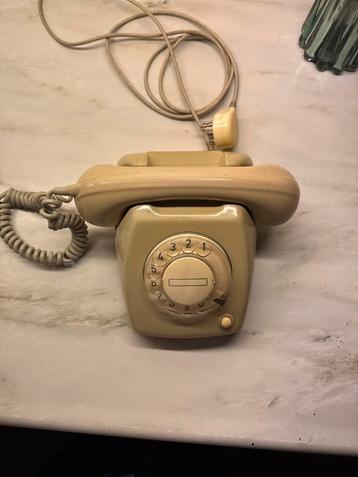 Vintage PTT T65 Telefoon met Draaischijf beschikbaar voor biedingen