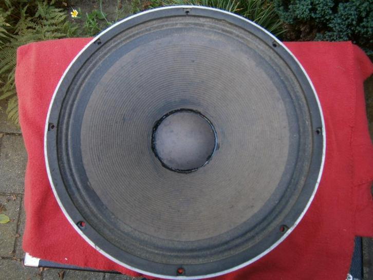 1 Beyma 15 inch E-100/N Speaker, stofkap is gelijmt, Audio, Tv en Foto, Luidsprekers, Gebruikt, Overige typen, 60 tot 120 watt