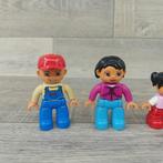 duplo poppetjes gezin vader moeder 2 kinderen, Aastvej 1 – 7190 Billund  - Denemarken, Product.compliance@LEGO.com, Ophalen of Verzenden