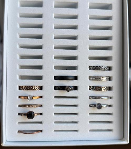 IXXI vulringen maat 17, Sieraden, Tassen en Uiterlijk, Ringen, Zo goed als nieuw, Dame, 17 tot 18, Zilver, Ophalen of Verzenden