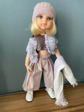 Serje voor paola reina amigas poppen. Broek, top, vest, etc beschikbaar voor biedingen